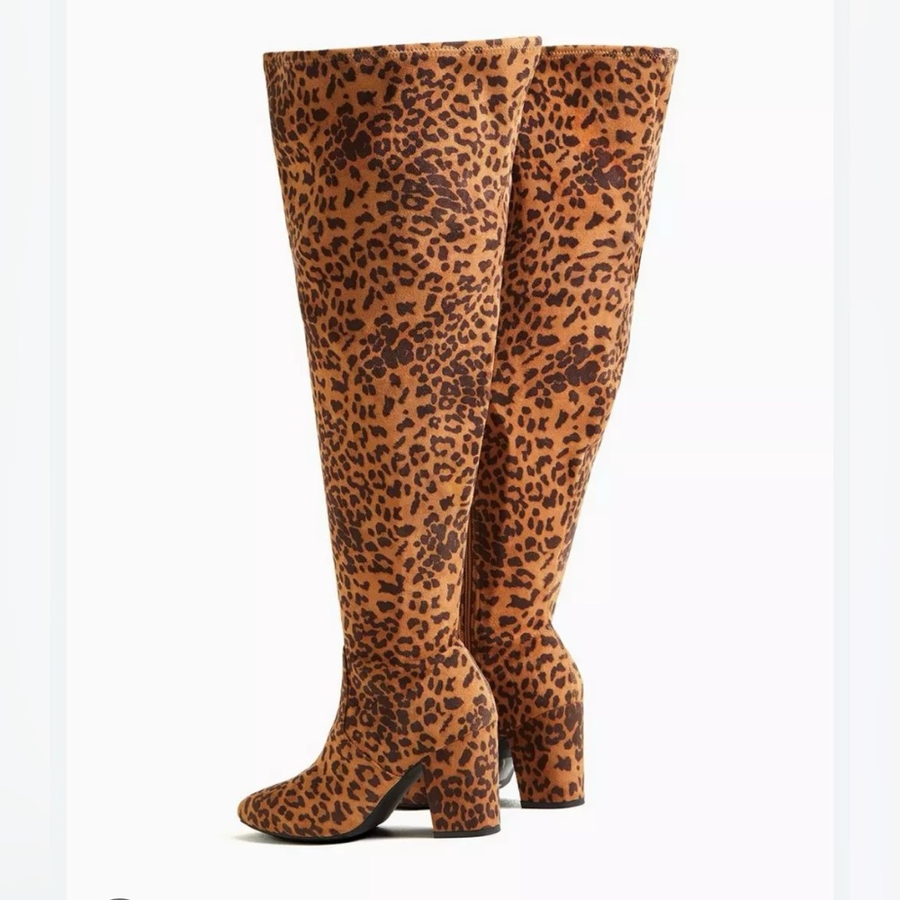 NWOT Torrid Over-the-Knee Boots